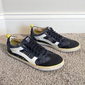 Geox Boys Navy Kiwi lace up shoes